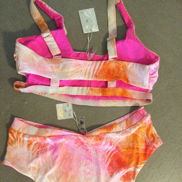 COASTAL WAVES TROPICAL FLORAL PINK BIKINI 2pc. SWIMSUIT PLUS SIZE 2XL NWT - Picture 10 of 12